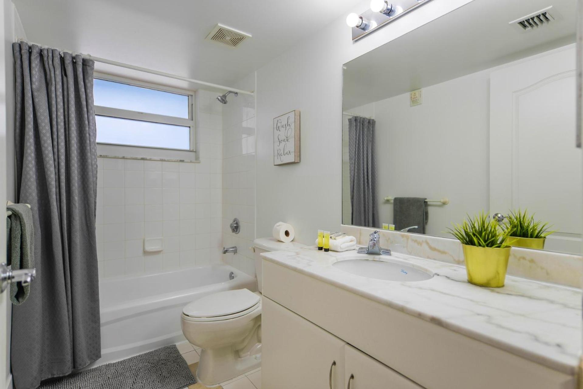 Prime Brickell Condo With Stunning Views ميامي المظهر الخارجي الصورة